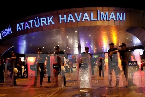 Turquie: 13 suspects inculpés et écroués pour l'attentat d'Istanbul - ảnh 1